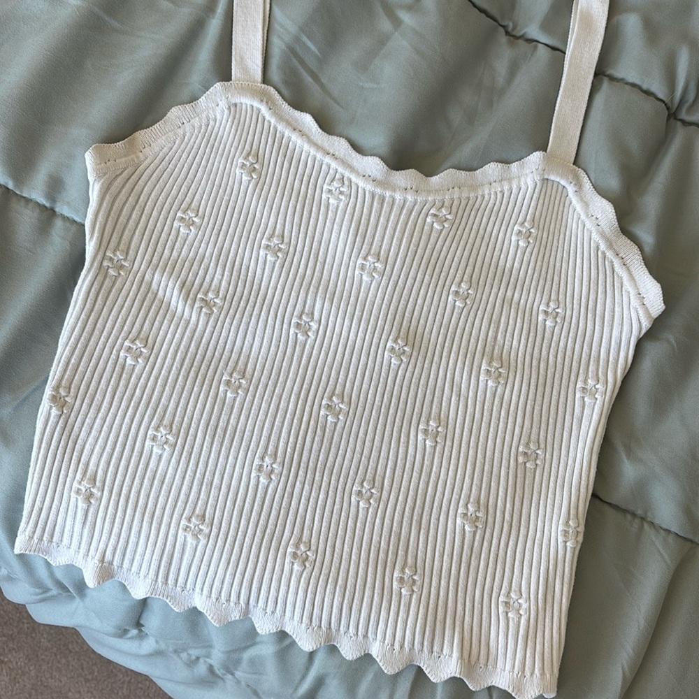 SO White Ribbed Flowers Tank Top